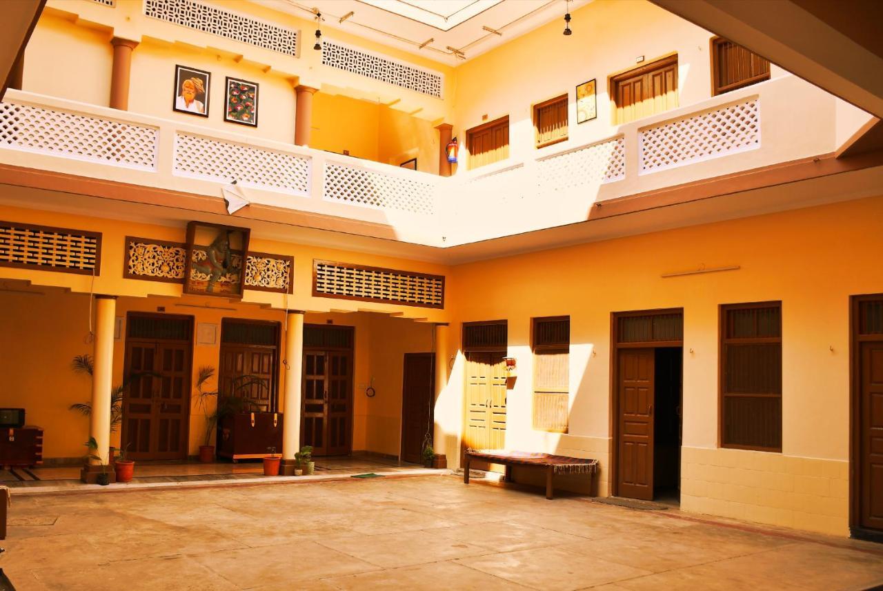 Gobind Bhawan Heritage Hotel ハリドワール エクステリア 写真