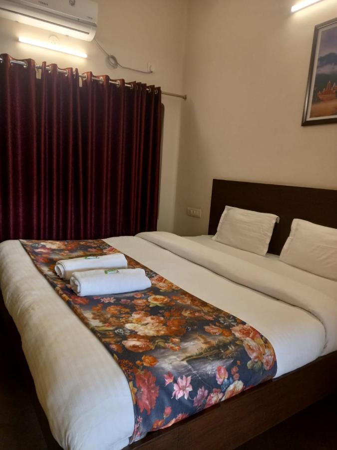 Gobind Bhawan Heritage Hotel ハリドワール 部屋 写真
